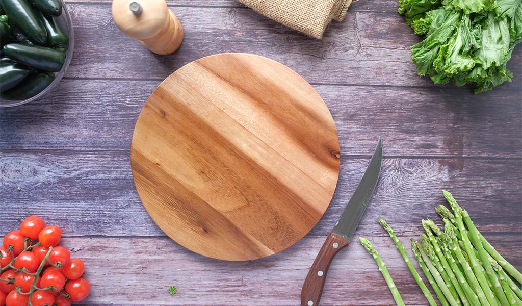 Come pulire un tagliere di legno? Istruzioni