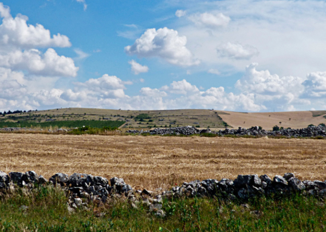 Murge meridionali: cosa vedere tra natura, borghi e masserie sostenibili